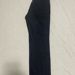 Black Levi straight jean
